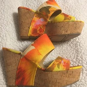 🌸Host Pick🌸 NWT Ninewest wedges sandals womens 7